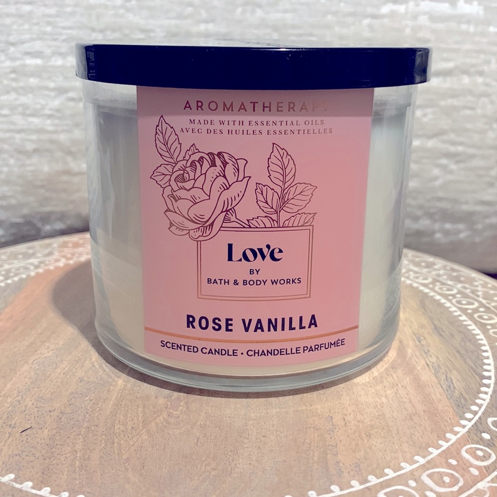 Rose Vanilla LOVE Aromatherapy Bath and Body Works Candle